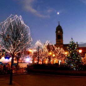 How to Photograph Christmas Lights